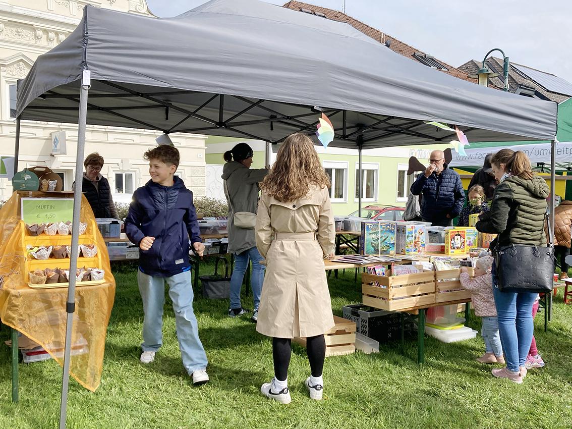 Bücherflohmarkt