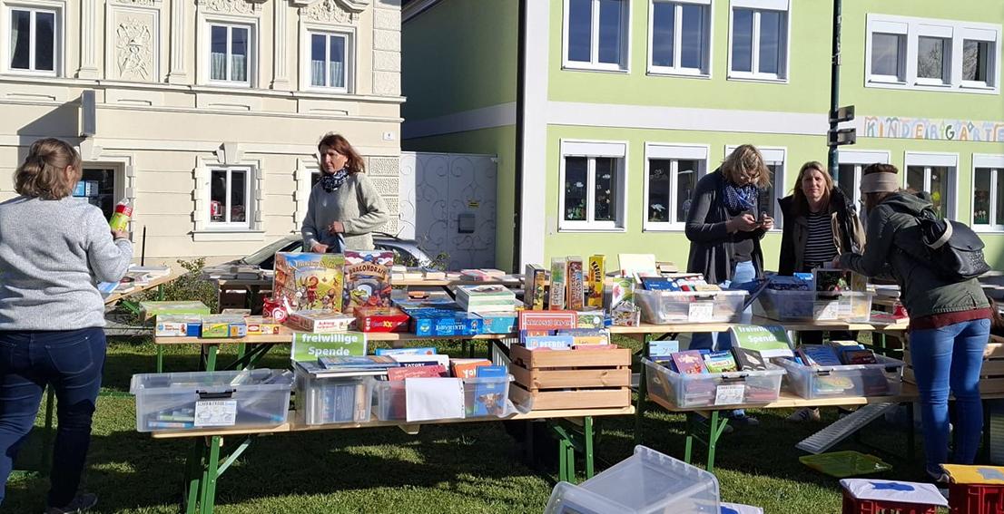 Bücherflohmarkt